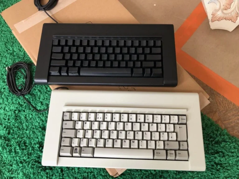 Brand New Model F Keyboards 144 black-unprinted-and-UK-1024×768-1
