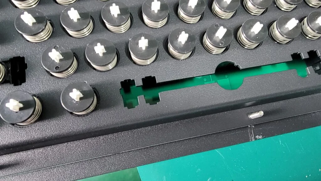 Brand New Model F Major Launch! Full size and other models! March-April 2023 Update 17 The roughness of shipping in recent years is one main reason why each beam spring keyboard is getting free modules as part of the mini first aid kit for beam spring keyboards, plus I replace broken module parts under the limited warranty as described on the product page.