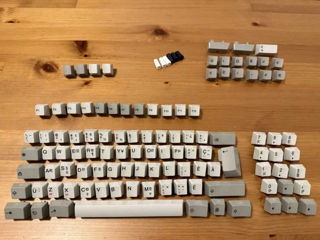 And with permission I am sharing a nice image of the Quebec CSA key set:
