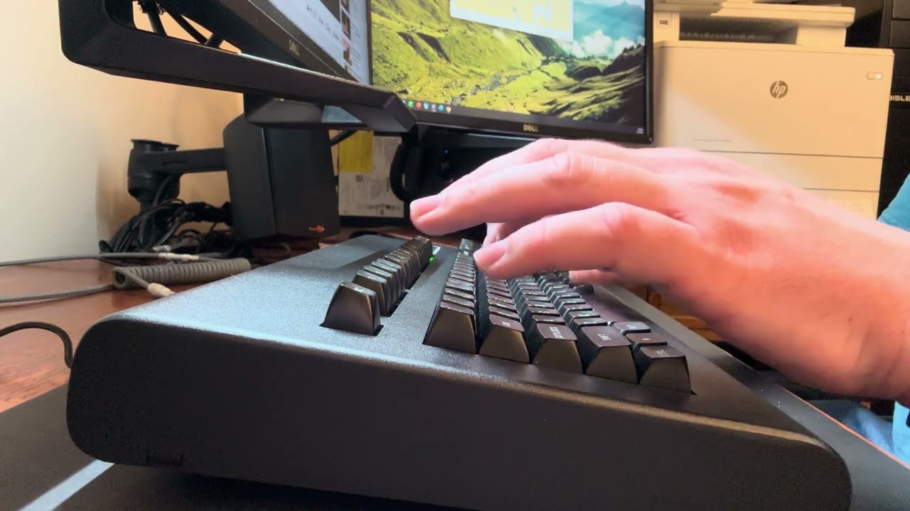 Brand New Model F Keyboards 84 Beam Spring B104 Keyboard with MT3 Keycaps - a Typing Demo