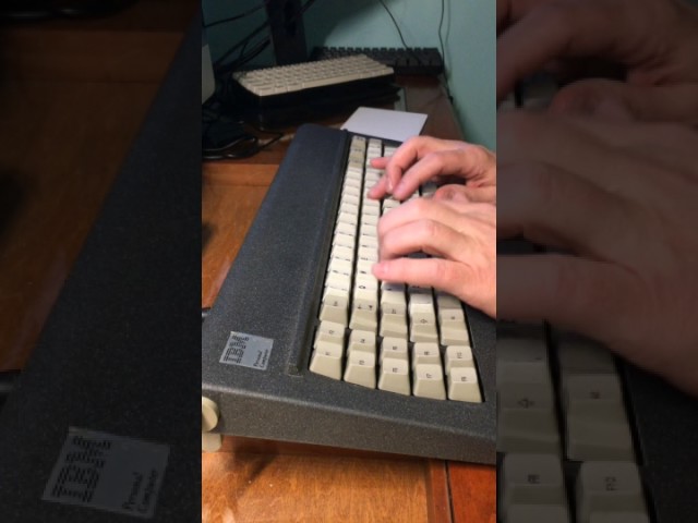A Quieter Model F Keyboard? How to reduce / mod the sound of your Model F Keyboard 3 IBM Model F Spring Lubricated Typing Demo Broadband High